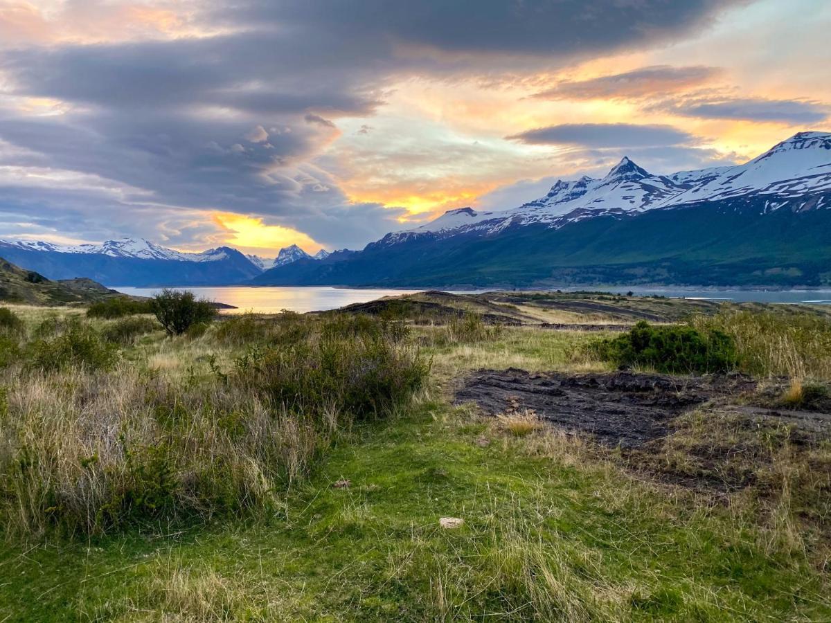 Estancia Nibepo Aike Colonia Francisco Perito Moreno Exteriör bild